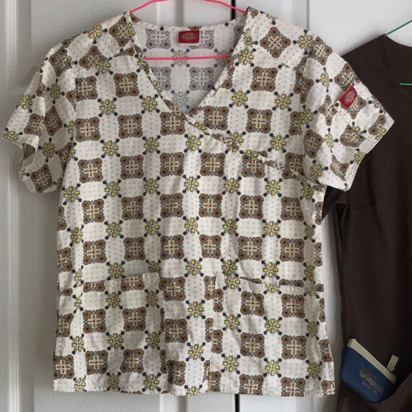 Dickies Nursing Scrubs Great Condition + Key Chain - Picture 2 of 10